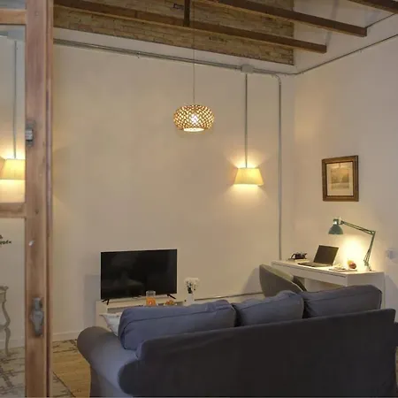 Singularstays El Grao V شقة